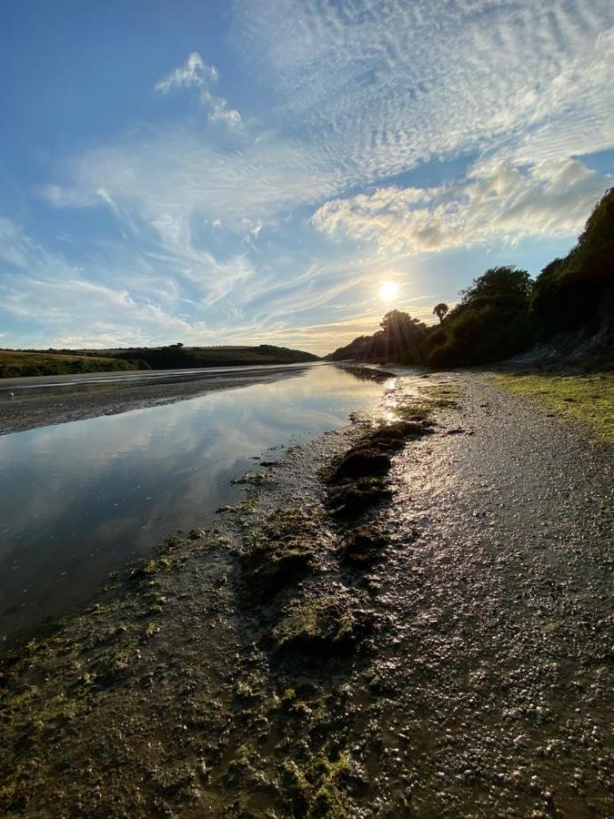 1 Chatsworth Riverscape Apartments - Riverview Apartment In Great Location With Free Parking Overlooking The Gannel Just A Short Walk From Newquays Incredible Beaches And Local Amenities New Quay Exteriér fotografie