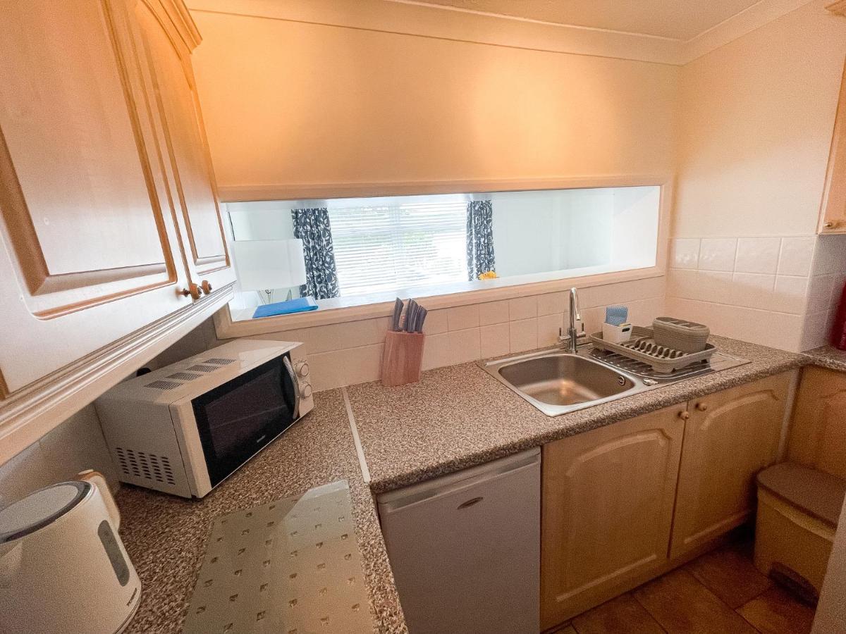 1 Chatsworth Riverscape Apartments - Riverview Apartment In Great Location With Free Parking Overlooking The Gannel Just A Short Walk From Newquays Incredible Beaches And Local Amenities New Quay Exteriér fotografie
