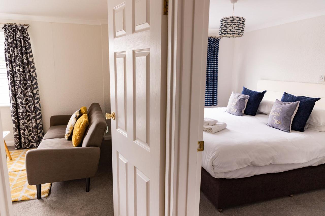1 Chatsworth Riverscape Apartments - Riverview Apartment In Great Location With Free Parking Overlooking The Gannel Just A Short Walk From Newquays Incredible Beaches And Local Amenities New Quay Exteriér fotografie