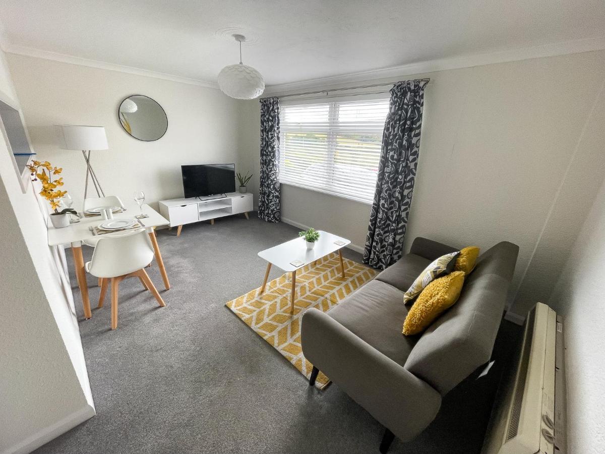 1 Chatsworth Riverscape Apartments - Riverview Apartment In Great Location With Free Parking Overlooking The Gannel Just A Short Walk From Newquays Incredible Beaches And Local Amenities New Quay Exteriér fotografie